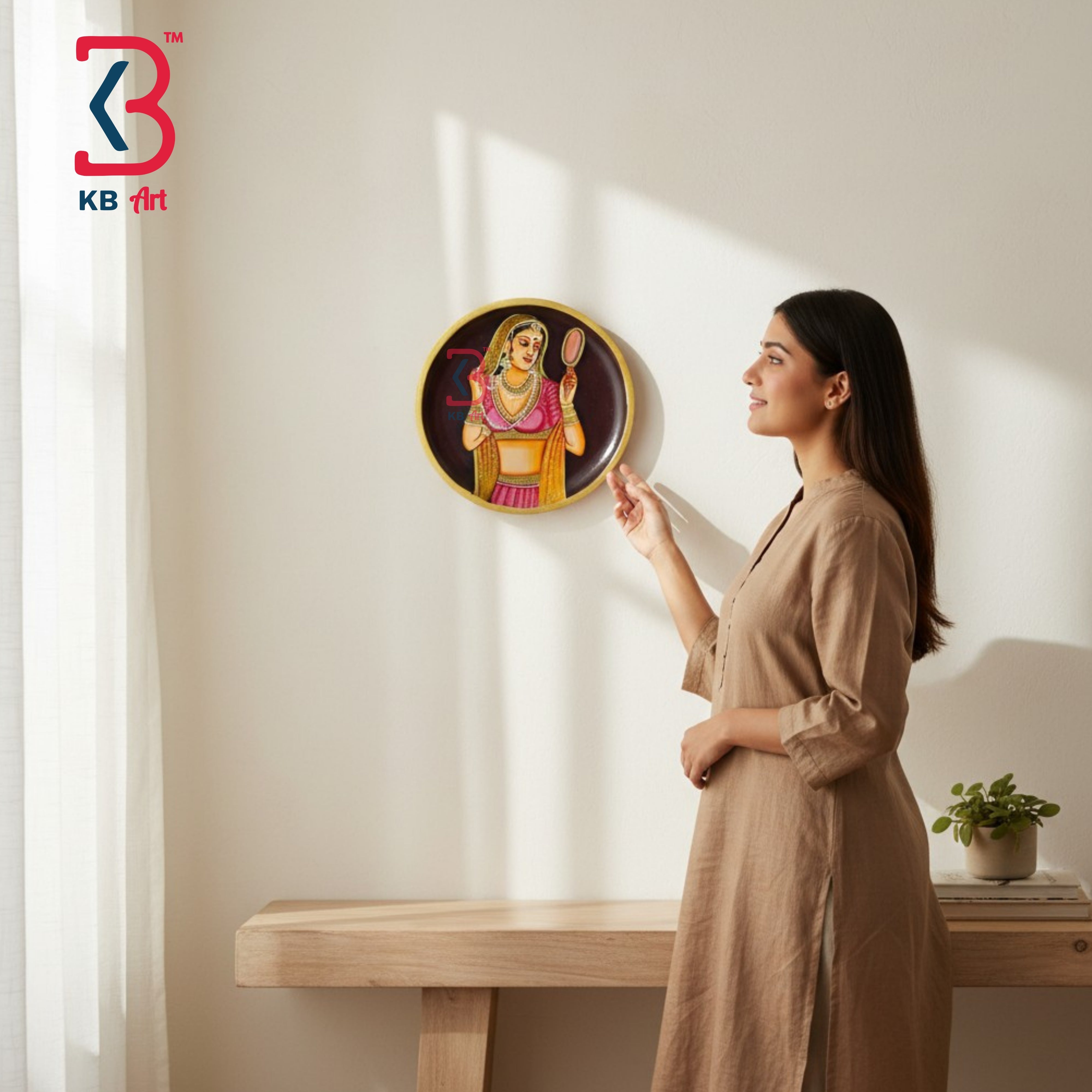 KB ART Oho rustic 12 inch wood wall plate showpiece lady with mirror – original product photo on white background