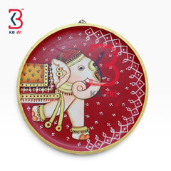 KB ART Traditional jodhpur handicrafts 12 inch wood elephant pichwai plate – styled home decor lifestyle view