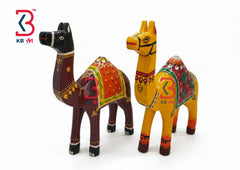 KB ART Pair Of Hand Painted Jodhpuri Wooden Camels Ethnic Rajasthani Figurines - Close-Up of Hand-Carved Artisan Texture - Handcrafted Wooden Decor Jodhpur