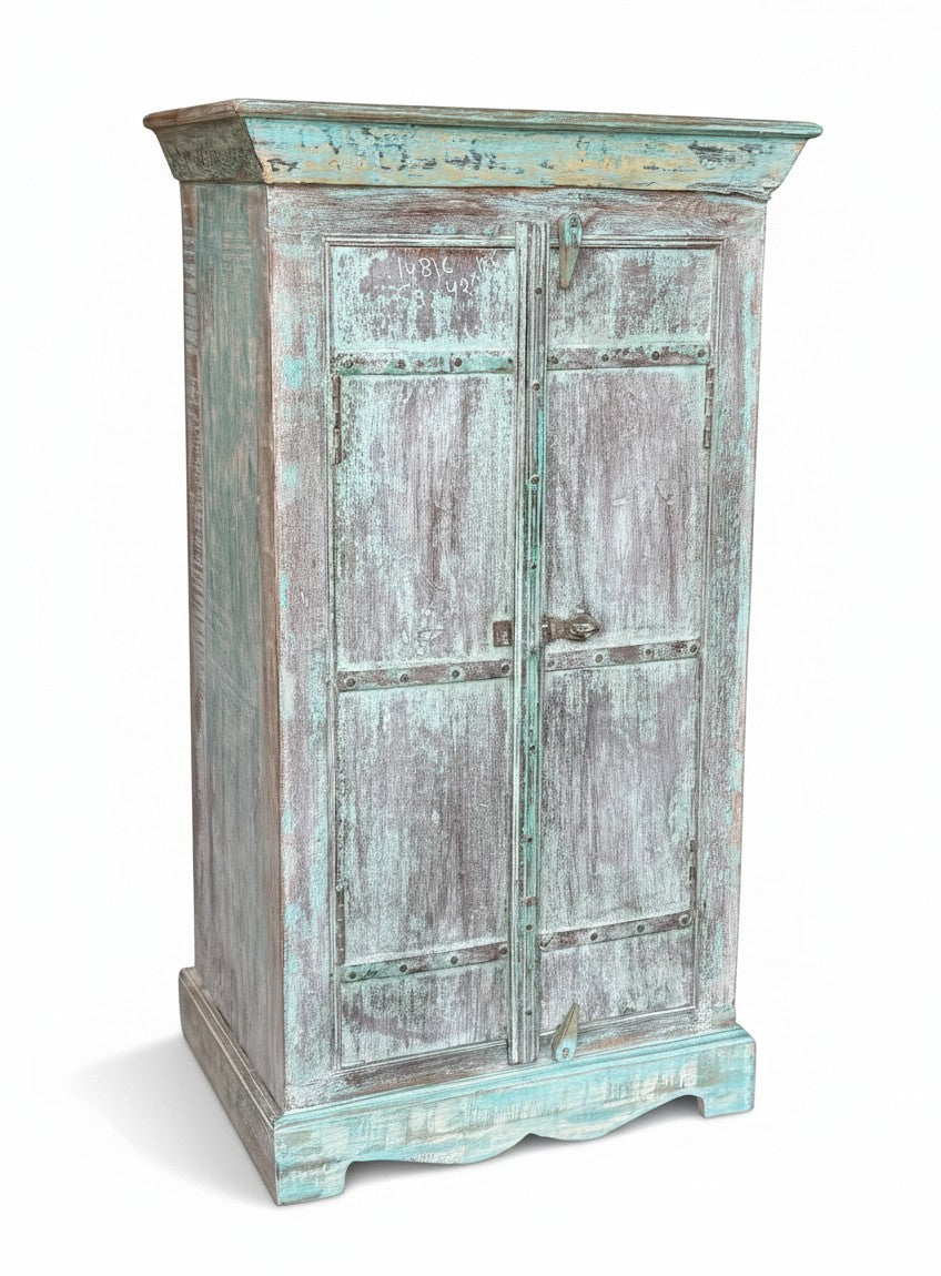 Vintage Matte Wardrobe - close-up detail of hand-carved solid wood finish and joinery, KBART SKU KBART-1098