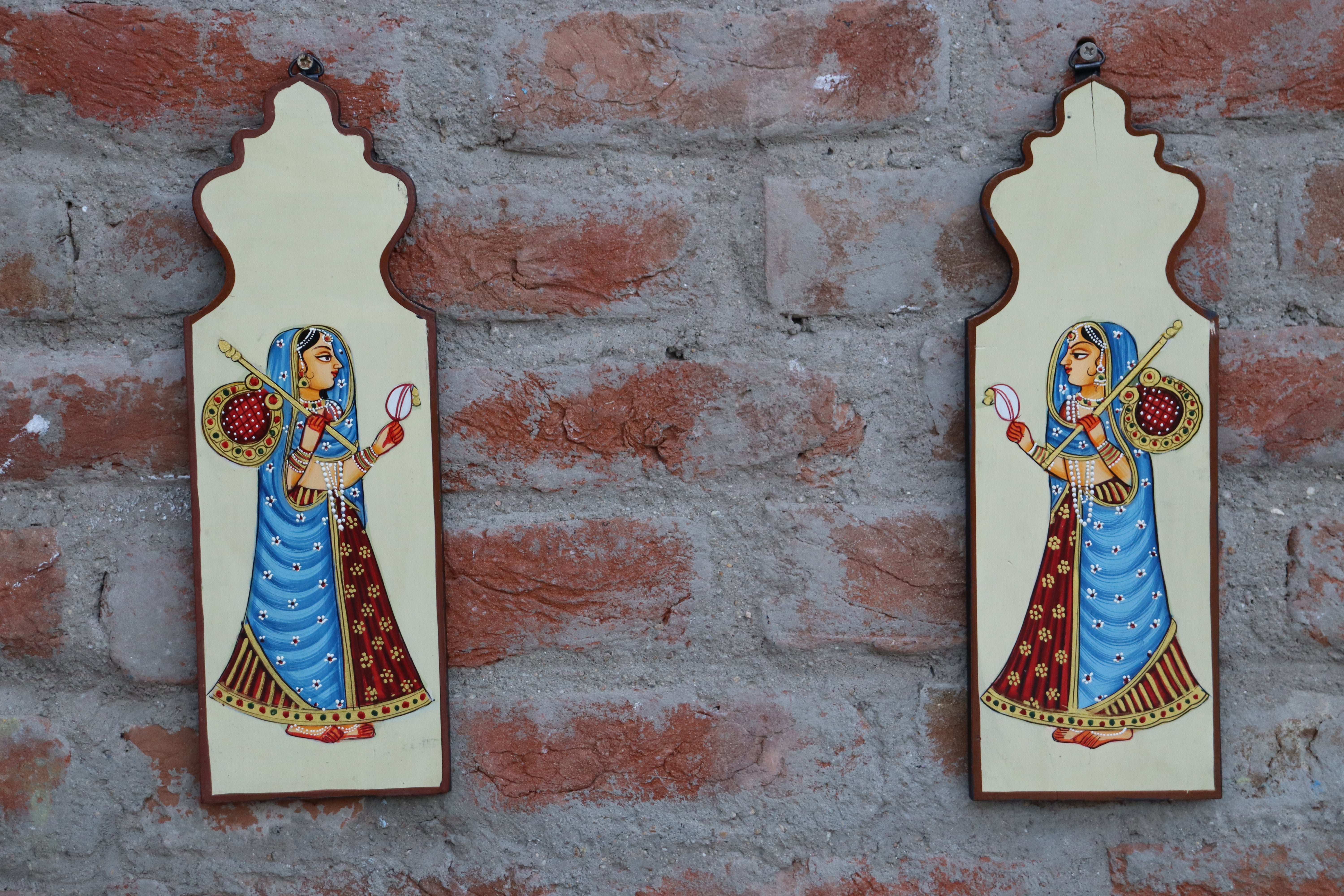 KB ART Jharokha Type Wall Plates Ladies - Back View Highlighting Build Quality - Handcrafted Wooden Decor Jodhpur