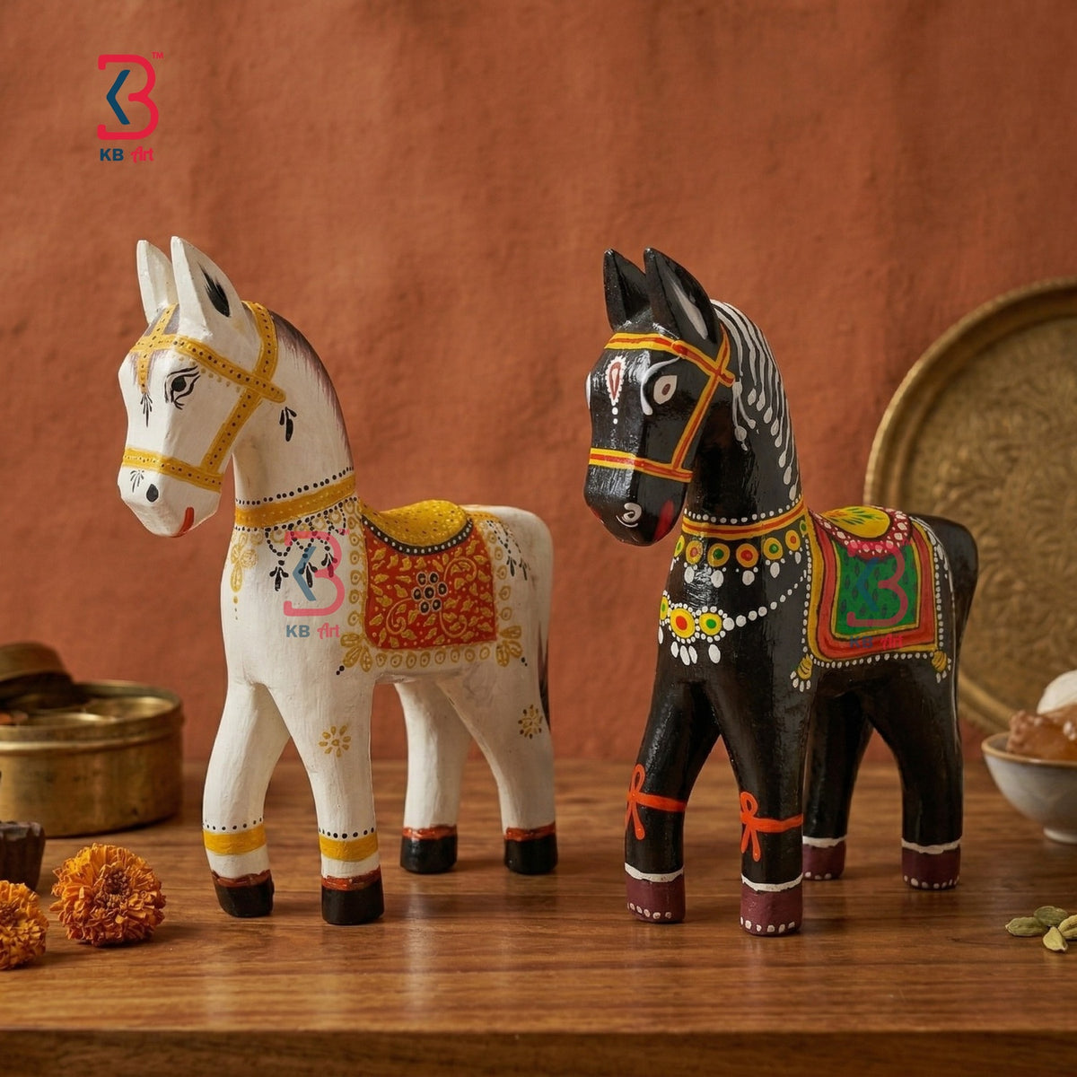 KB ART Traditional Painted White Black Horse Set - Close-Up of Hand-Carved Artisan Texture - Handcrafted Wooden Decor Jodhpur