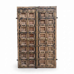 KB ART Antique Brass-Studded Teak Haveli Door - Design II – Handcrafted Haveli Jodhpur Home Decor