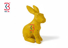 KB ART Wooden Rabbit Figurine - Close-Up of Hand-Carved Artisan Texture - Handcrafted Wooden Decor Jodhpur
