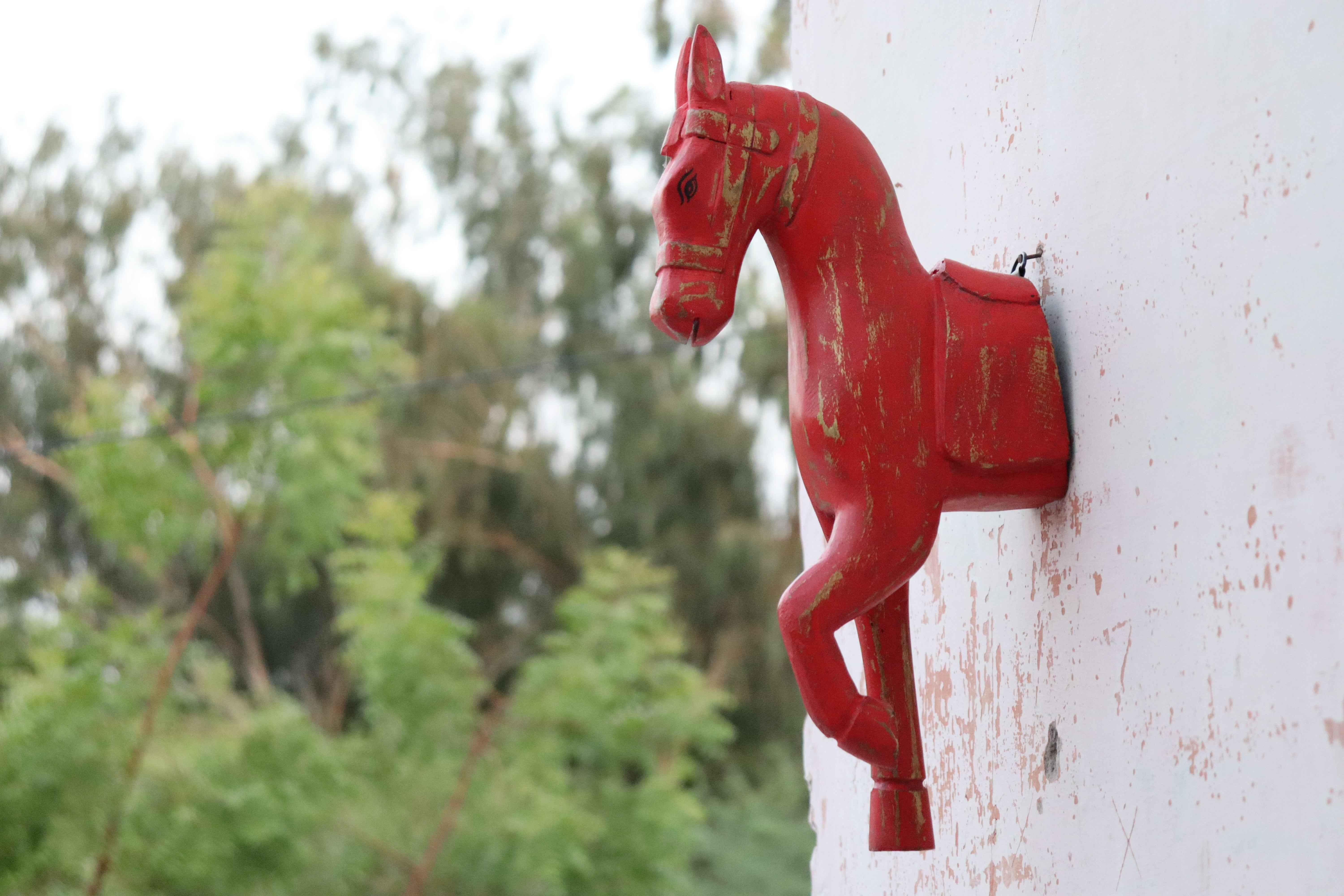 KB ART Rustic Wooden Horse Wall Decor - 16-Inch Orange Distressed Horse Head Wall Hanging with Golden Touch | Handcrafted Vintage-Style Rustic Indian Home Decor