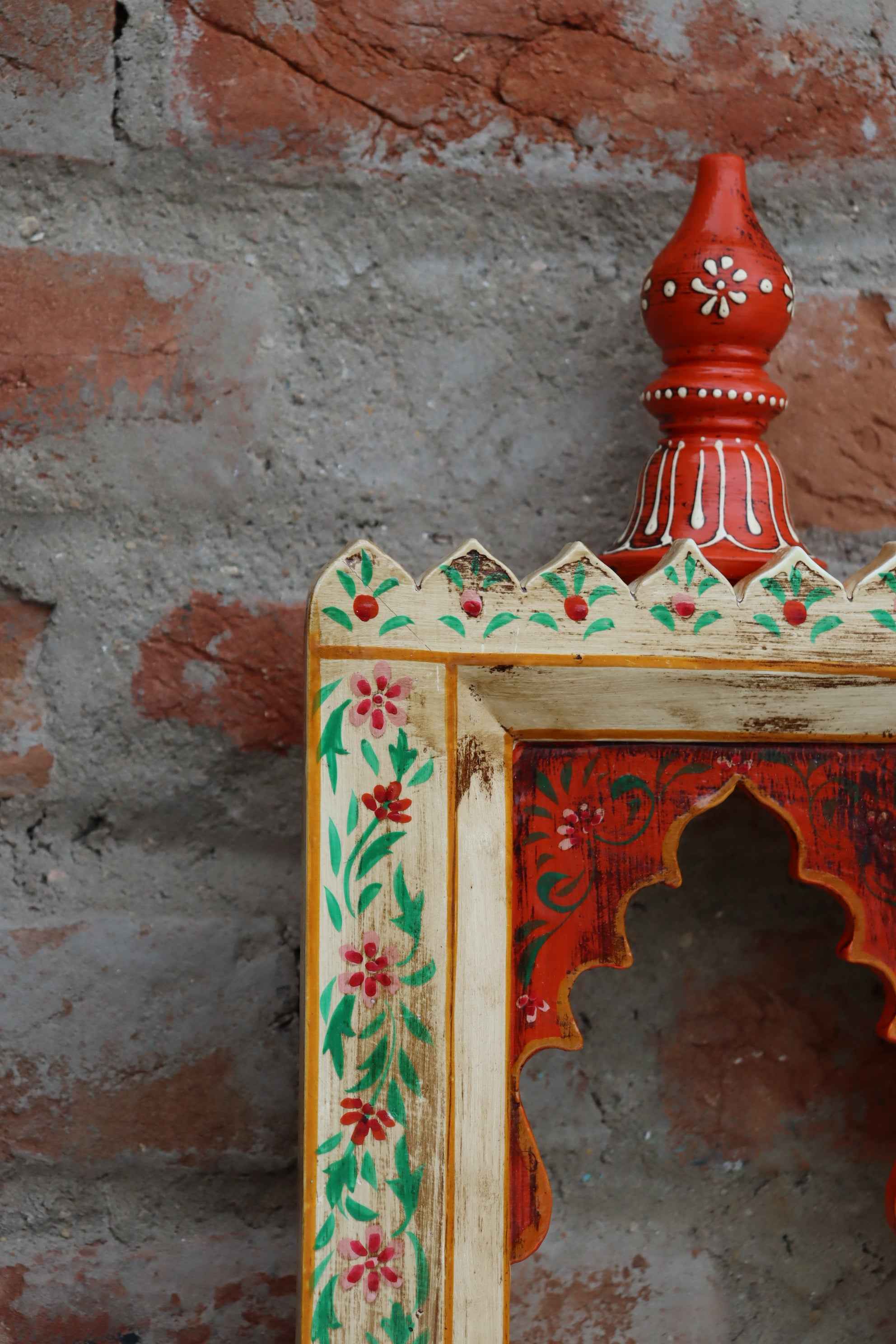 KB ART Handpainted Wooden Temple Wall Decor –  White colour handpainted motifs Work Antique Look Handcarved Wall Hanging Mandir