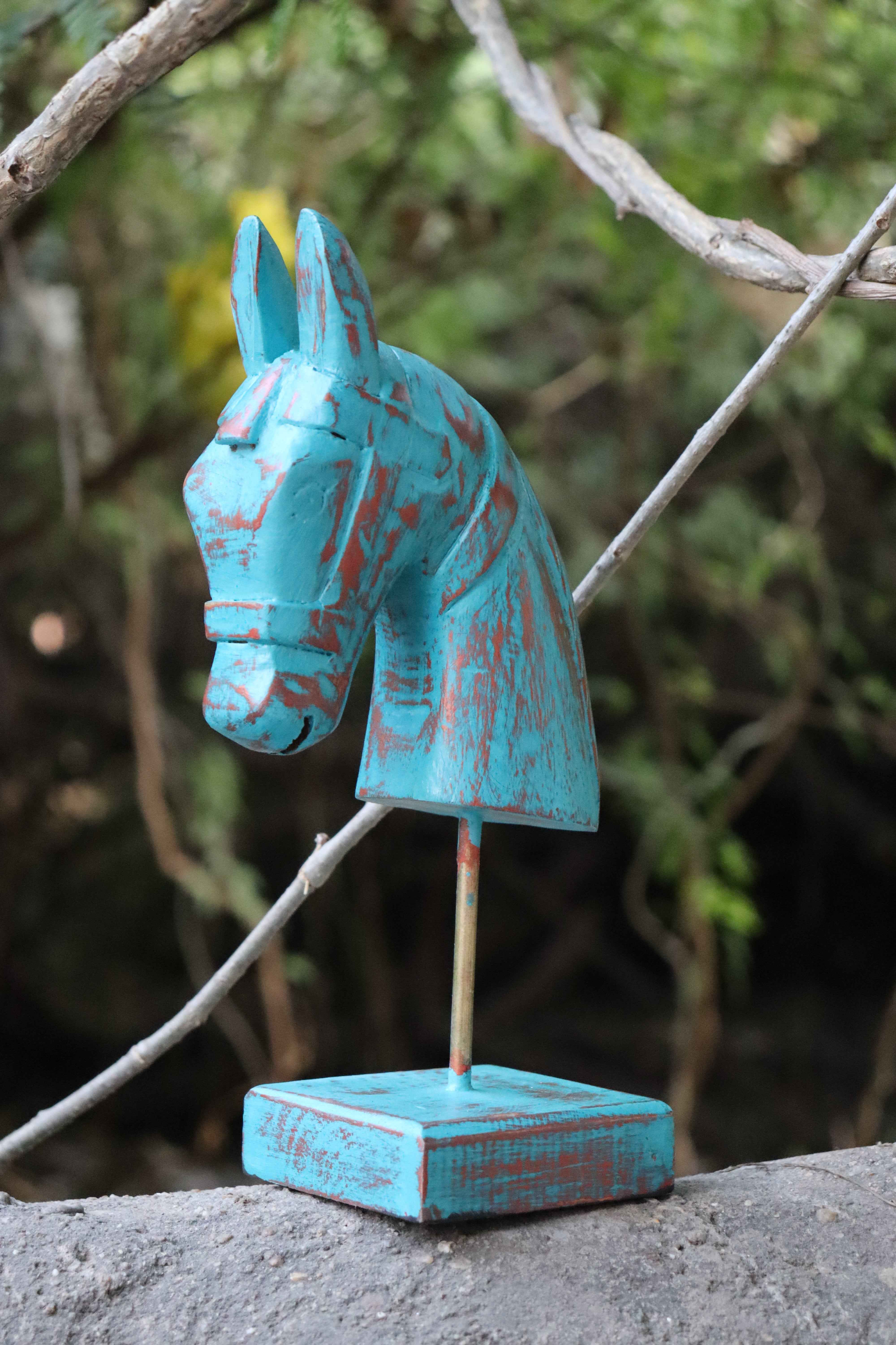 KB ART 11 Inch Wooden Handcarved Half Horse Head Statue with Stand –  Turquoise Distress Antique Look Table Decor with Gold Touch