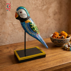 KB ART Blue Macaw Wooden Figurine - Close-Up of Hand-Carved Artisan Texture - Handcrafted Wooden Decor Jodhpur