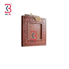 KB ART Wooden Carved Square Panel Natural Brown - Close-Up of Hand-Carved Artisan Texture - Handcrafted Wooden Decor Jodhpur
